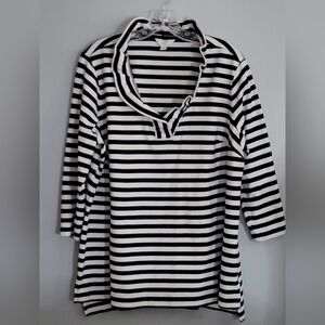 Crown & Ivy Navy Blue & White Striped Ruffle V-Neck 3/4 Sleeve Womens Top Sz 2X